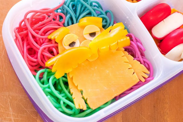Comment préparer les déjeuners de l'école de jour Dr. Seuss!