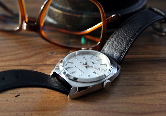 En revue: La montre habillée Timex Milano pour homme | Dappered.com
