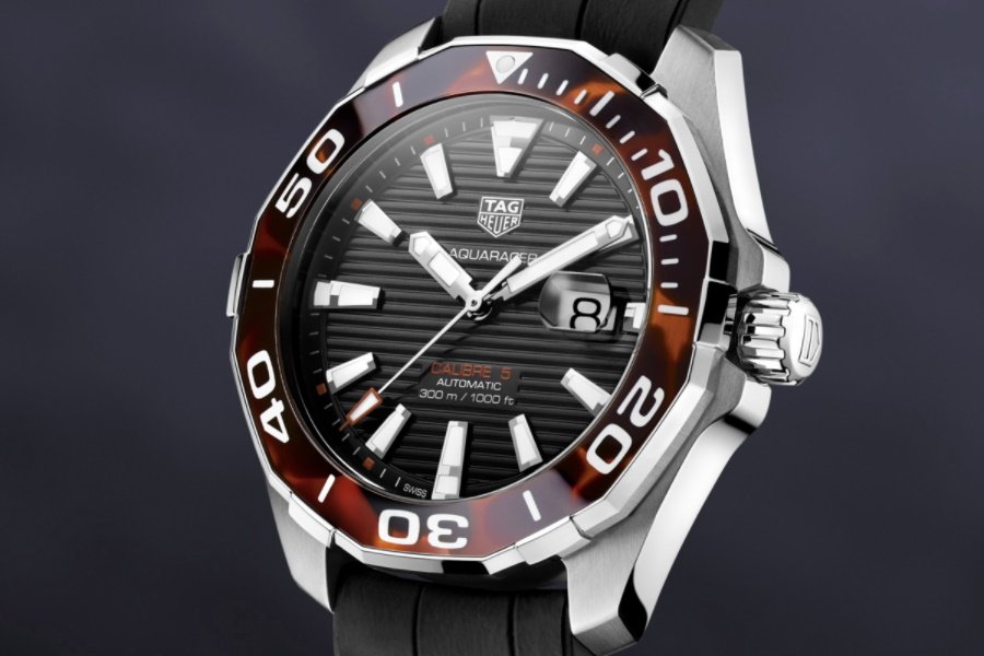 montre de plongée tag heuer