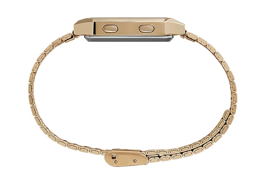 Réédition Timex Q avec montre numérique LCA