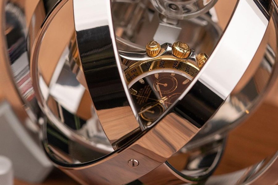 Montre Remontoir Space Age