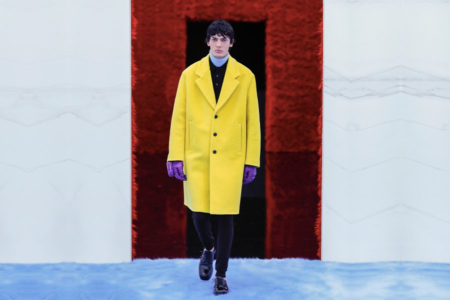 Collection de vêtements pour hommes automne_hiver 2021 de Prada 8