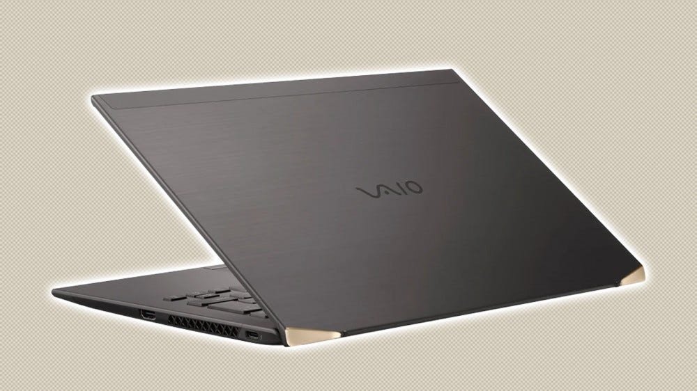 Une photo de l'ordinateur portable VAIO Z en fibre de carbone.