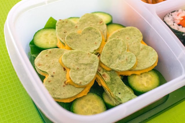 Comment faire un shamrock Quesadilla et Rainbow Sushi Recette de déjeuner de la Saint-Patrick