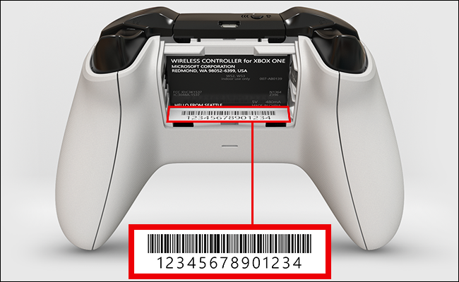 Vous trouverez le numéro de série Xbox Series X|S sur un autocollant, imprimé juste en dessous du code-barres.