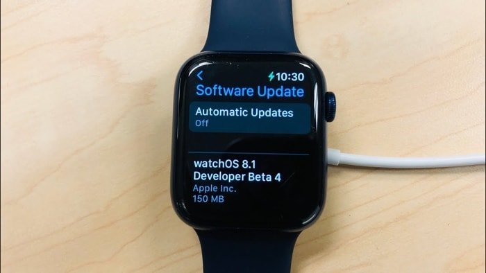 watchOS 8.1 bêta 4 