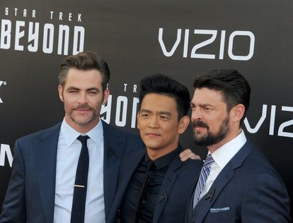 SAN DIEGO, CA - 20 juillet : les acteurs Chris Pine, John Cho et Karl Urban arrivent pour la première de Para...