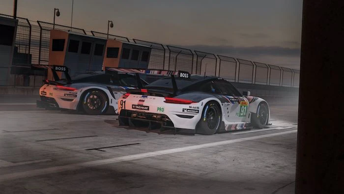 Porsche 911 RSR
