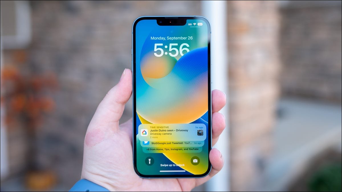 Écran et écran de verrouillage de l'Apple iPhone 14