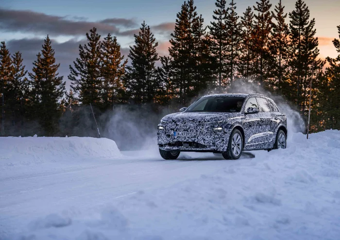 Prototype Audi Q6 e-tron