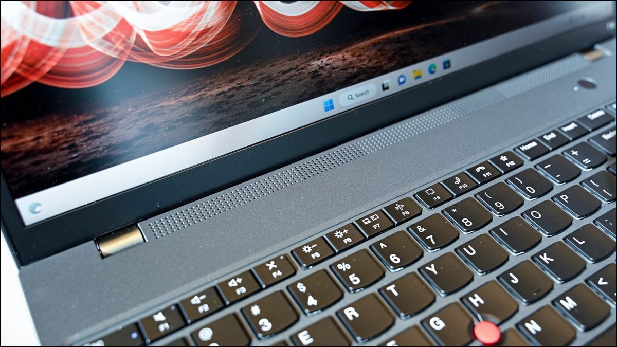 Le système de haut-parleurs Dolby Audio du Lenovo ThinkPad T16 Gen 1