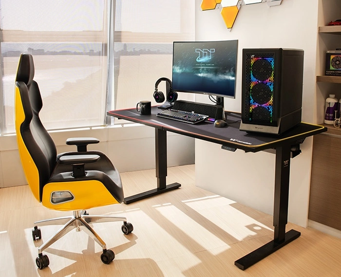 Bureau de jeu intelligent Thermaltake TOUGHDESK 350