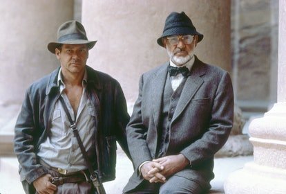 Les acteurs Harrison Ford et Sean Connery sur le tournage de "Indiana Jones et la dernière croisade".  (Photo par ...