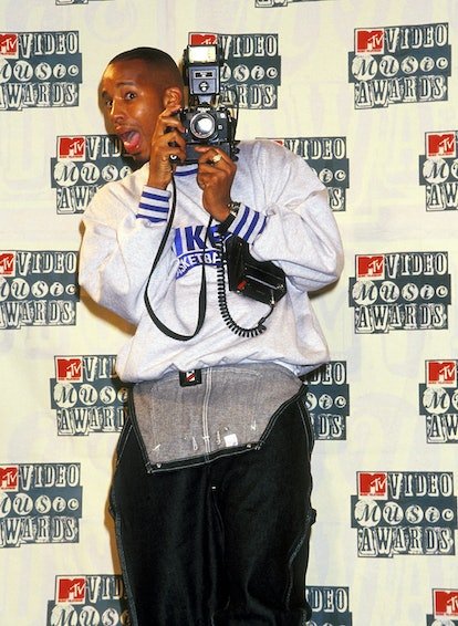 Le rappeur Warren G assiste à la 11e cérémonie annuelle des MTV Video Music Awards le 8 septembre 1994 au Radio City Mu...