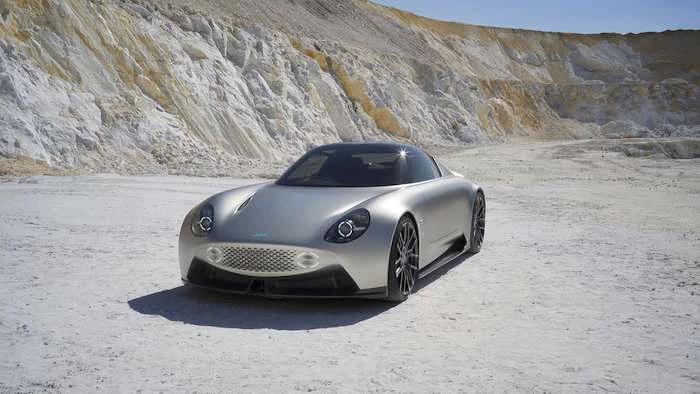 AIM EV Sport 01
