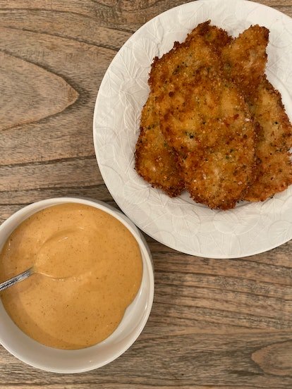 Escalopes de poulet au parmesan de Mike Friedman avec super sauce