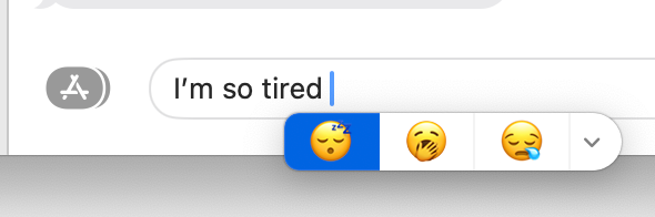 Ajouter un emoji à une phrase en le sélectionnant après un mot tapé avec un espace.