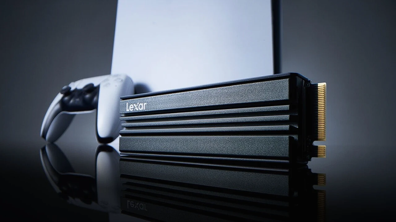 PlayStation 5 M.2 SSD NM790 et dissipateur thermique de Lexar