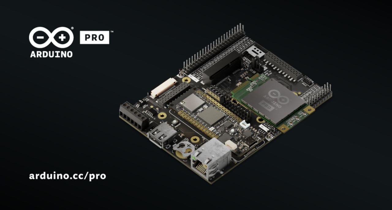 Nouveau support intermédiaire Arduino Portenta et module Arduino Pro 4G ...