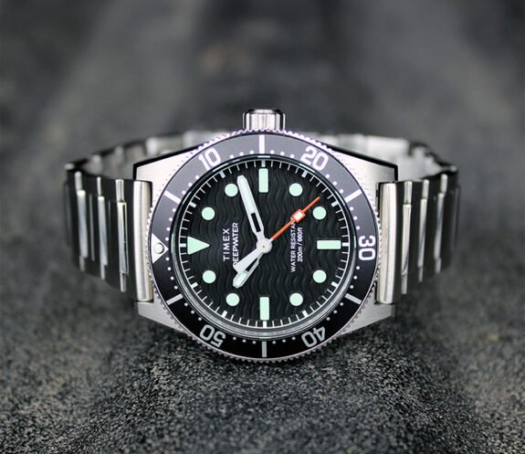 The Timex Deepwater Reef 200 41mm Quartz Watch