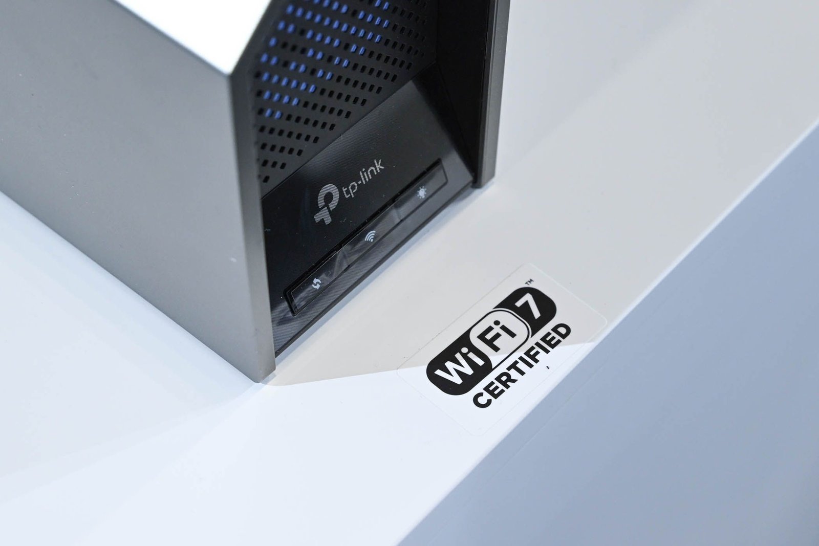 Signe certifié Wi-Fi 7 par un routeur TP Link au CES 2024.