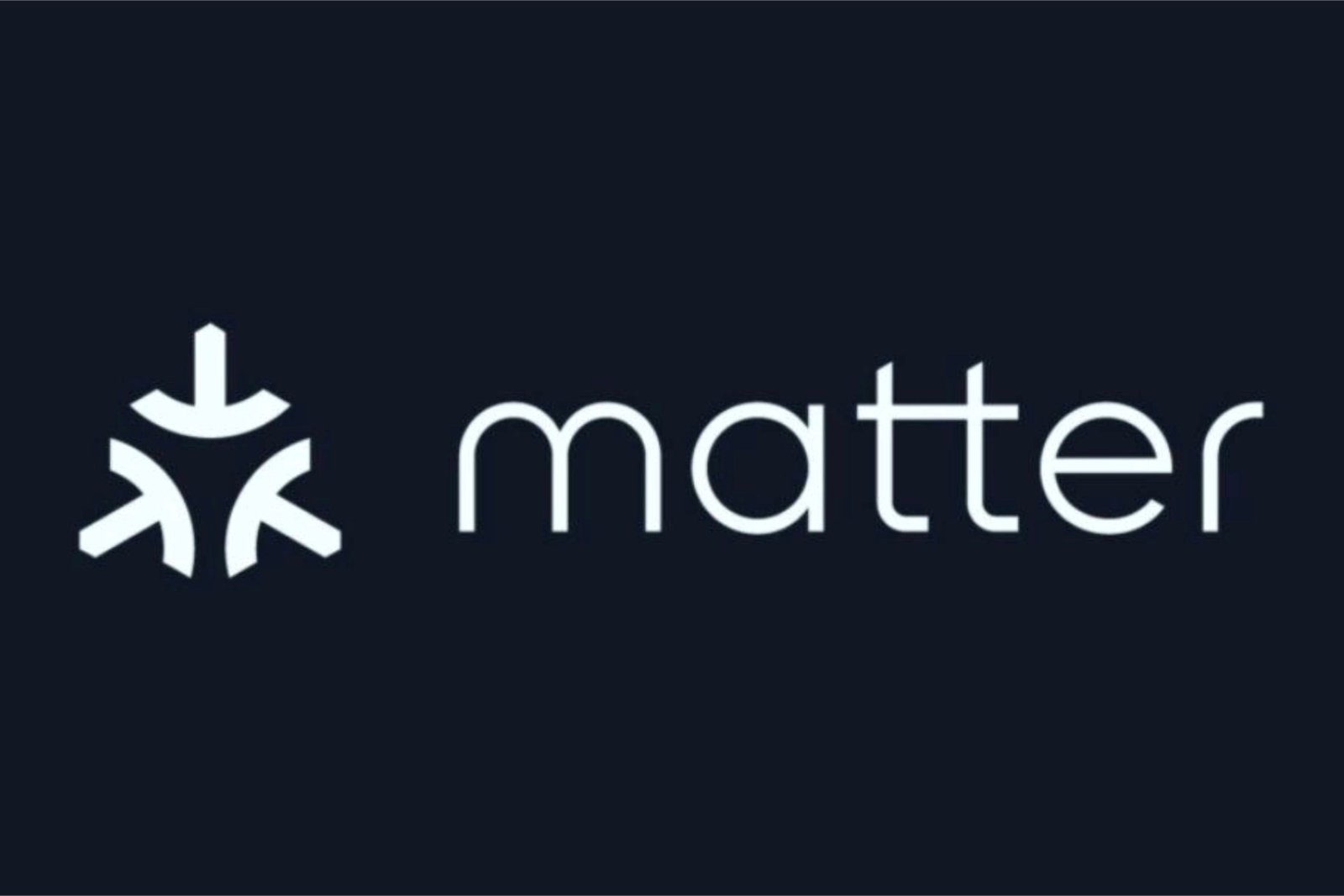 Le logo et le nom du Smart Home Standard sur fond noir.