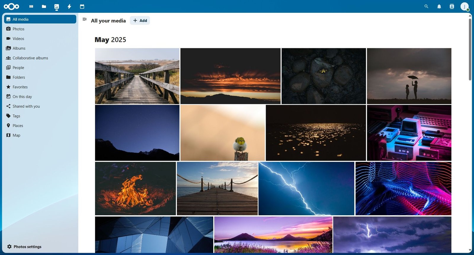 Écran principal de l'application NextCloud Photos