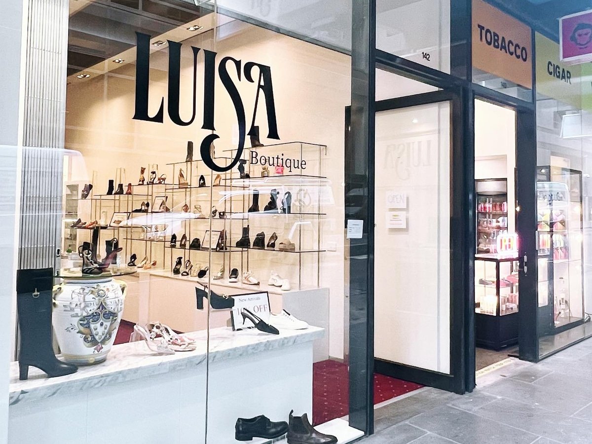 View de rue Luisa Leather Boutique