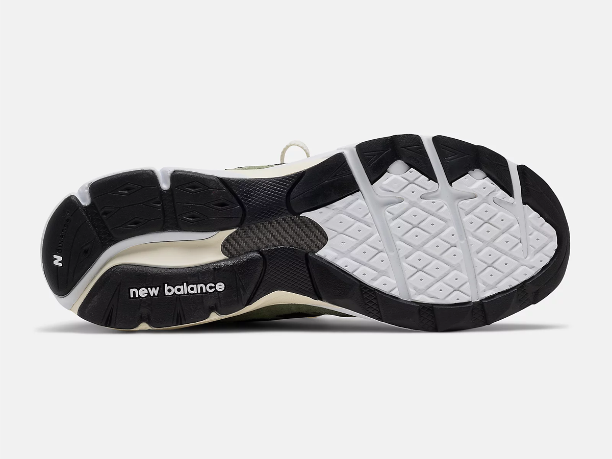 Jjjjound x New Balance 990V3 Olive Out-Out Sole