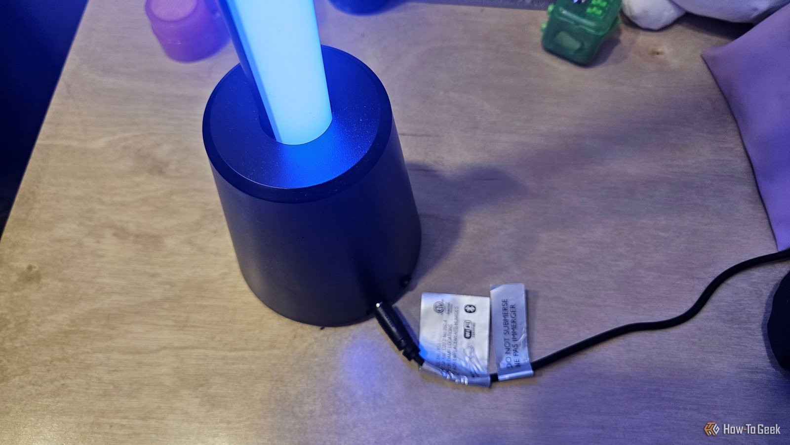 La base du lampadaire dégradé de Wiz.