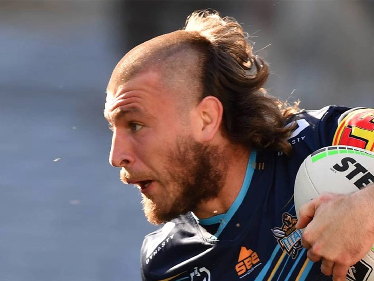 Meilleures coupes de cheveux pour hommes pour hommes Crew Skullet