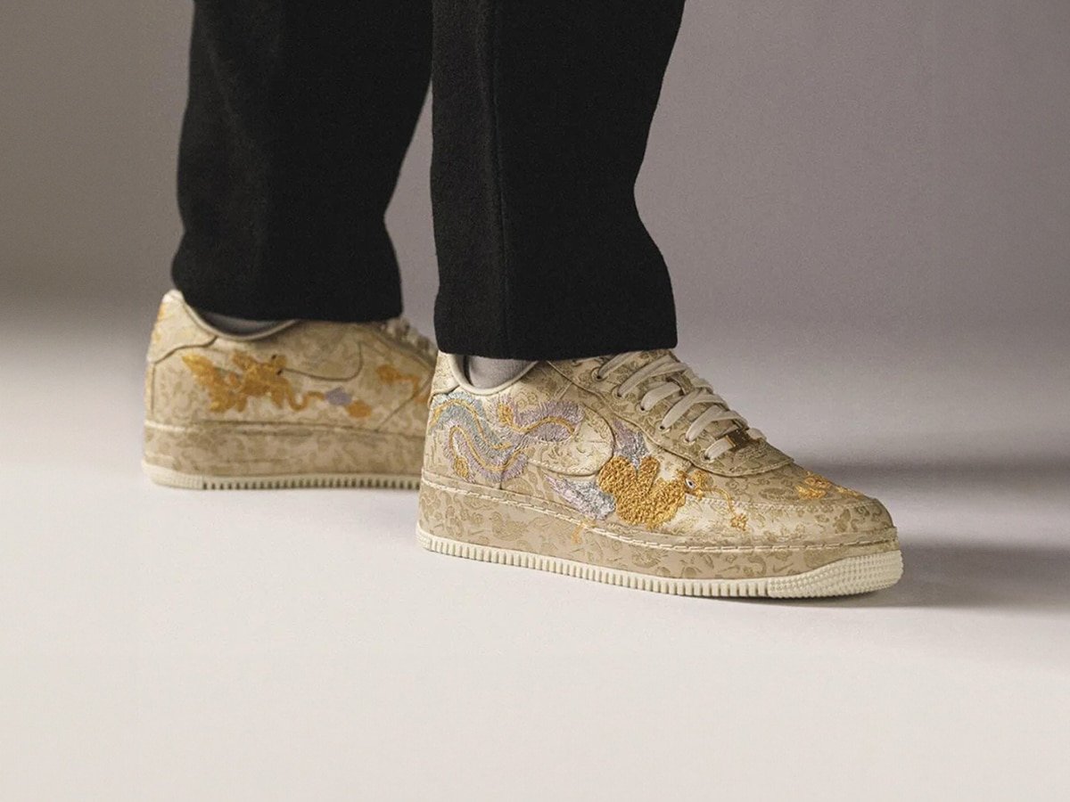 Année de la Dragon Air Force 1 à pied