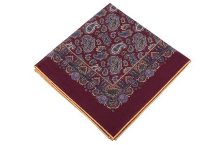 Bourgogne Silk Wool Pocket Square avec paisley en beige, bleu, vert et rose et beige bestring edge - Fort belvedere