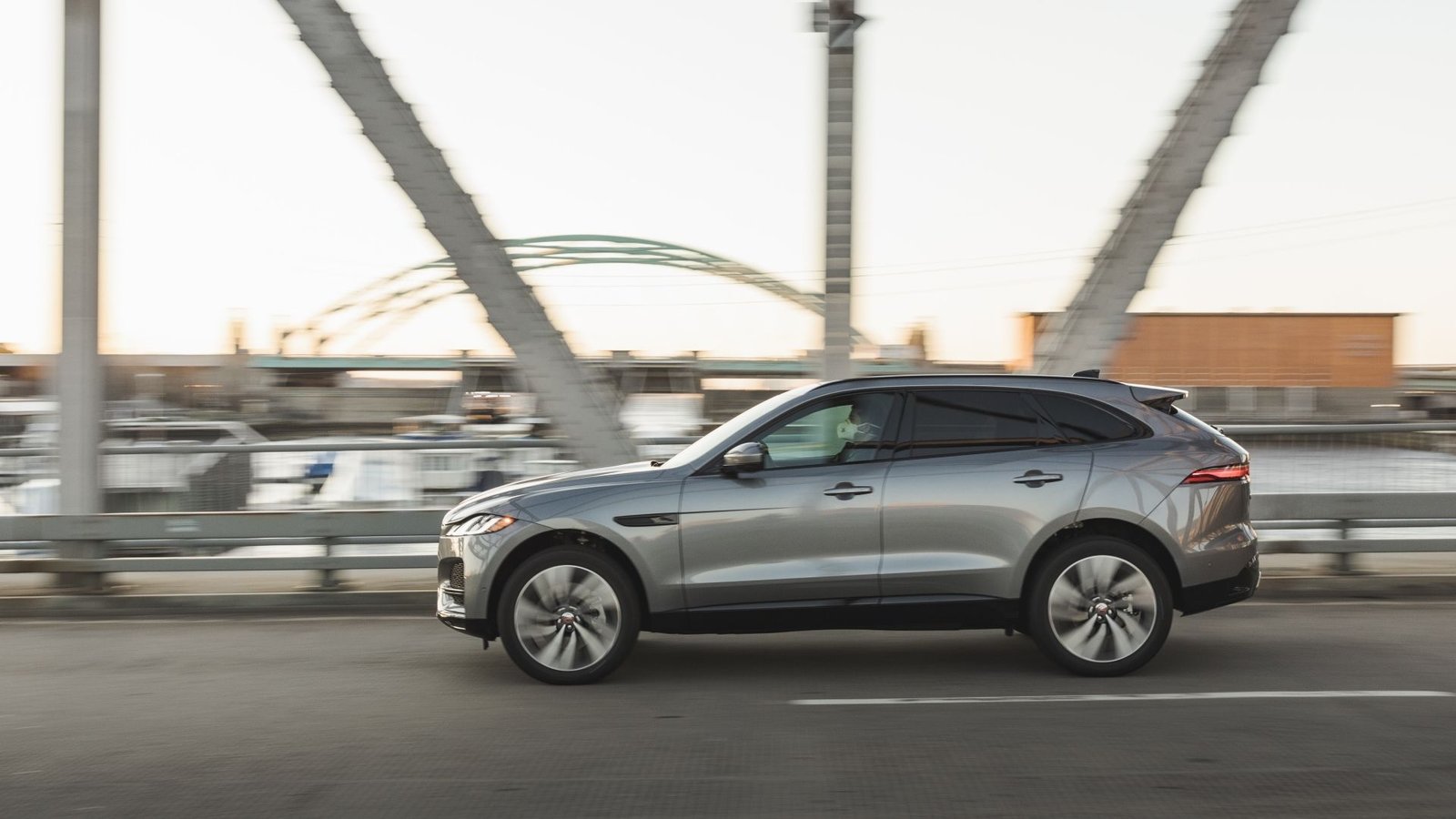Profil latéral Disque d'un Jaguar F-Pace 2021