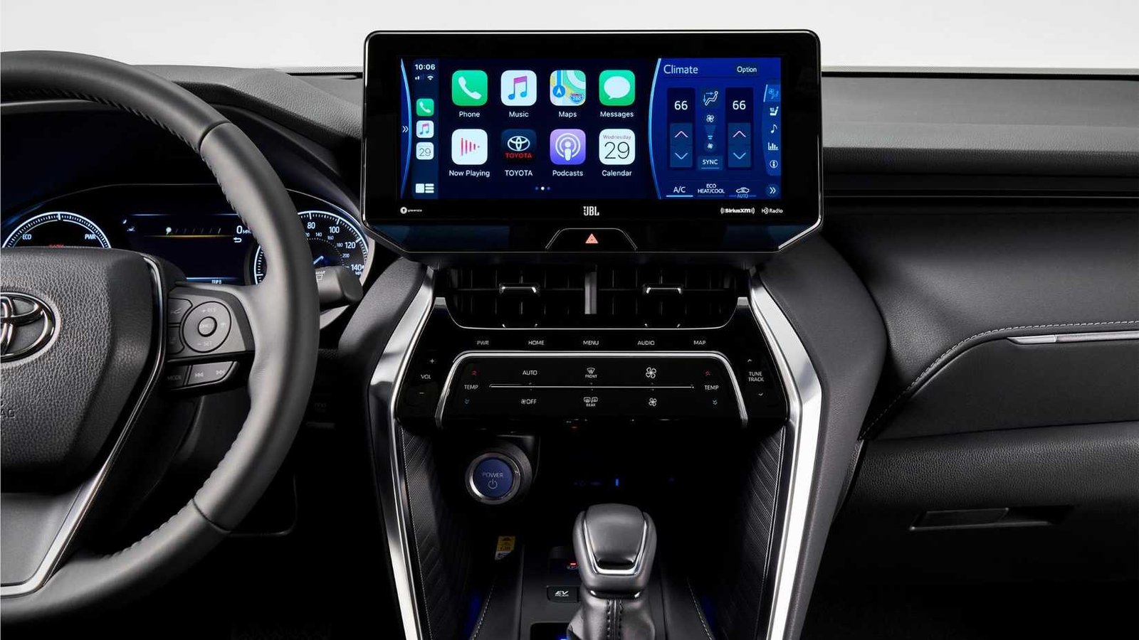 Close-up Shot de l'écran d'infodivertissement dans une Toyota Venza en 2021.