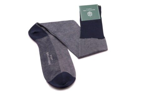 Blue bleu marine et blanc à deux tons de chaussettes formelles solides pour cravate noire et cravate blanche - Fort Belvedere