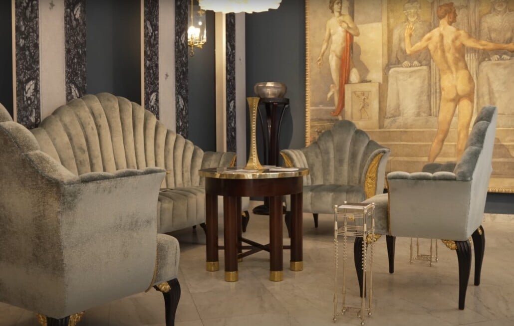 SOAU SOFA GÉOMÉTRIE NOIR ET GOL Poupes géométriques en noir et or encadrer une suite de canapés Art déco.