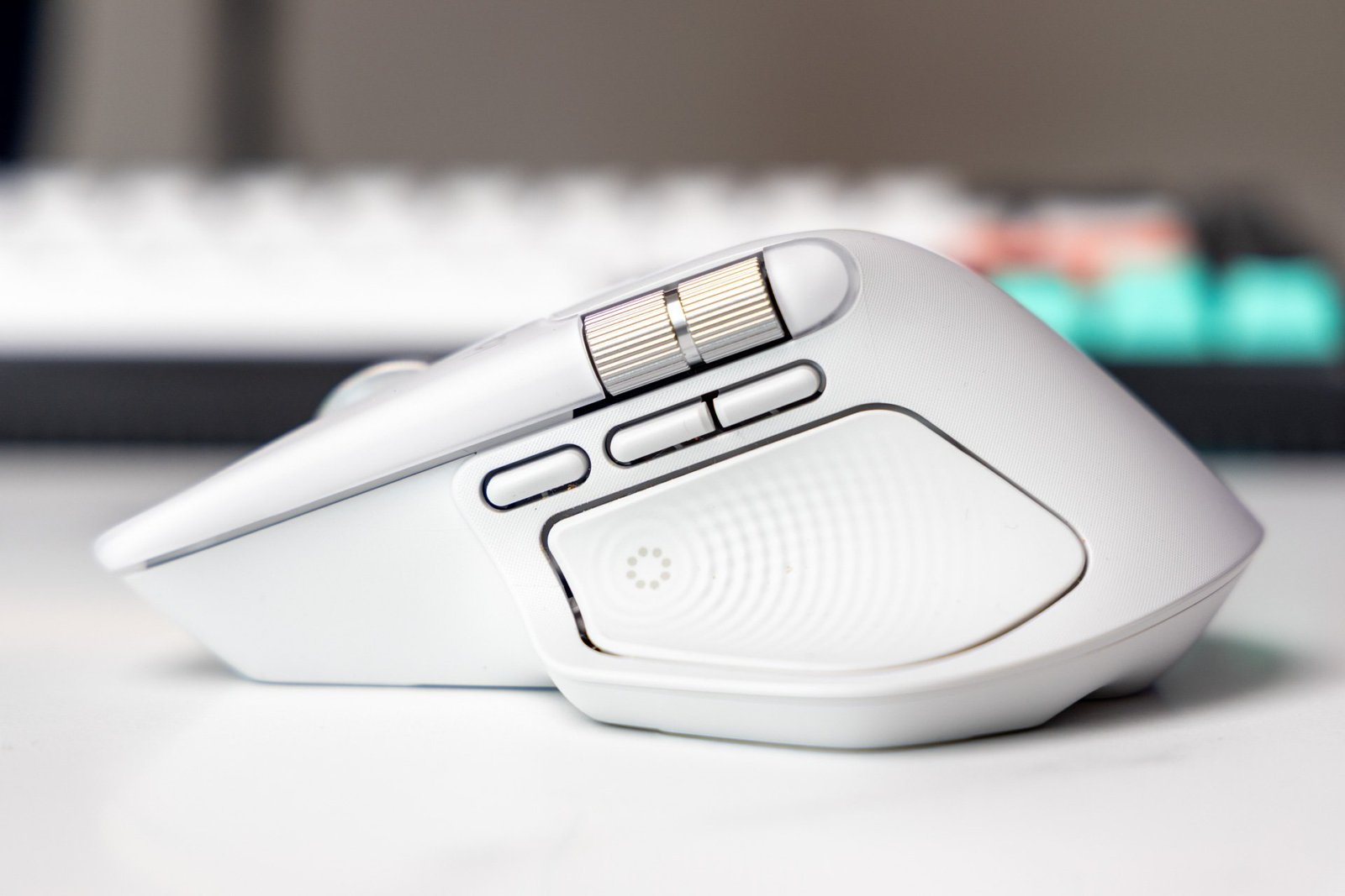 Logitech MX Master 4 Review 4