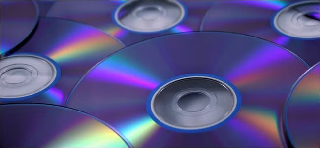 Comment puis-je détruire en toute sécurité des CD/DVD de données sensibles ? 