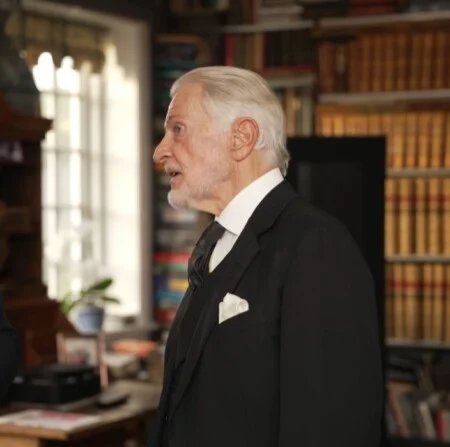 Henrik Hjerl Sartorial Connoisseur Vidéo Highlight 1 Vidéo phare 1 : « Il n'y a qu'un seul endroit au monde qui le fait... c'est Barkers. »