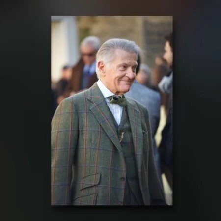 Henrik Hjerl Sartorial Connoisseur Vidéo Highlight 3 Vidéo phare 3 : « Cela a été qualifié par de nombreuses personnes compétentes... de meilleur costume au monde. »