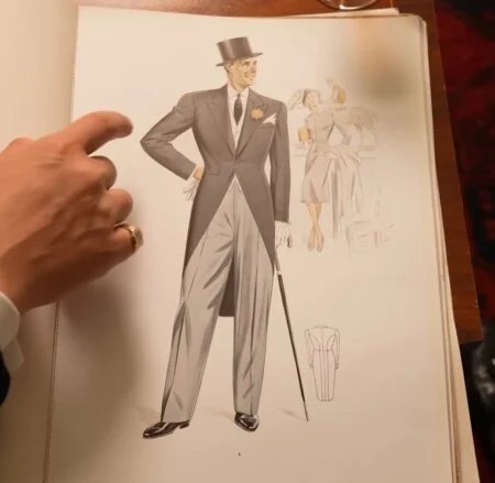 Vidéo phare 1 : "La largeur du revers est exactement la moitié de la distance entre la manche et le bord... elle a cette proportion vraiment très équilibrée."