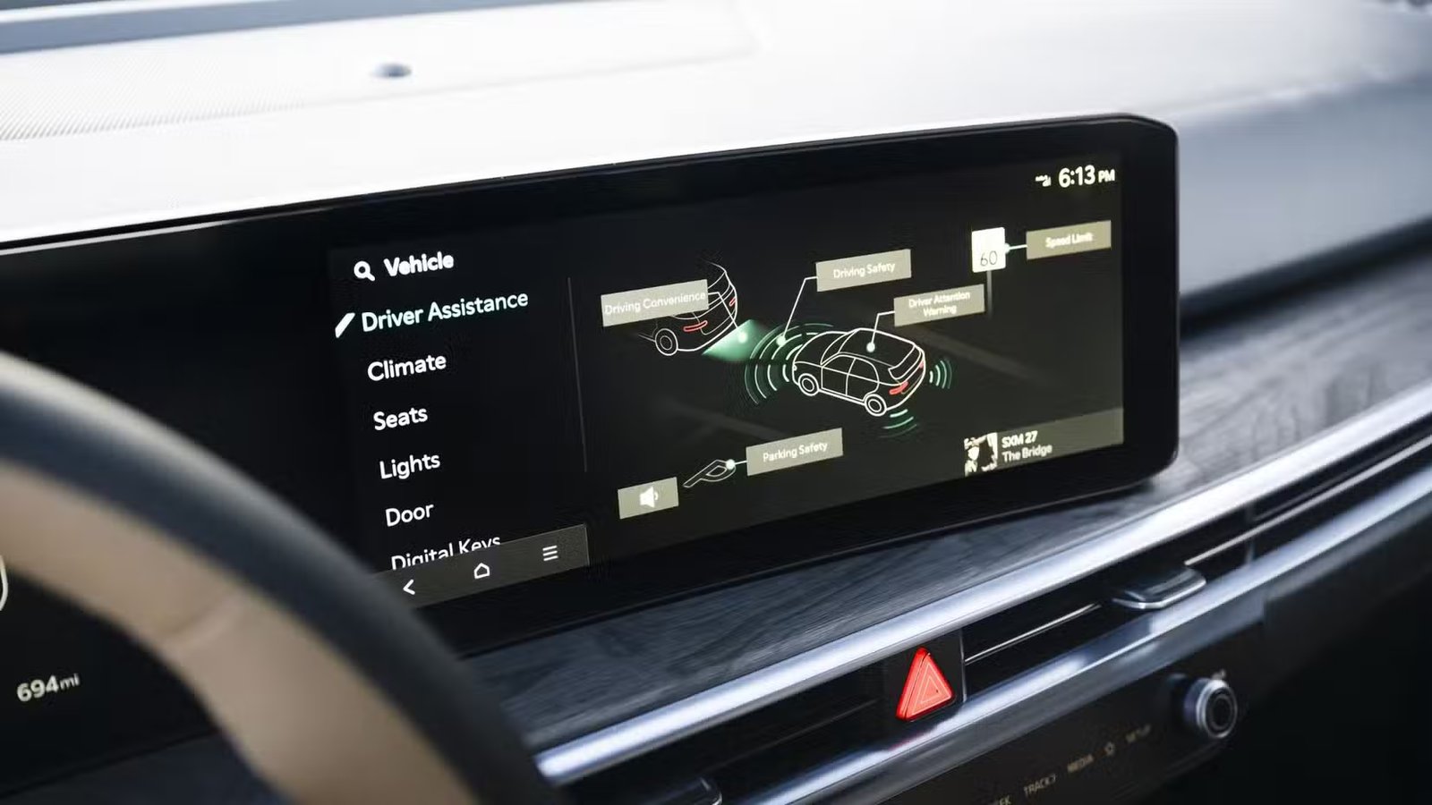 Gros plan de l’écran d’infodivertissement du Kia Sorento 2026.