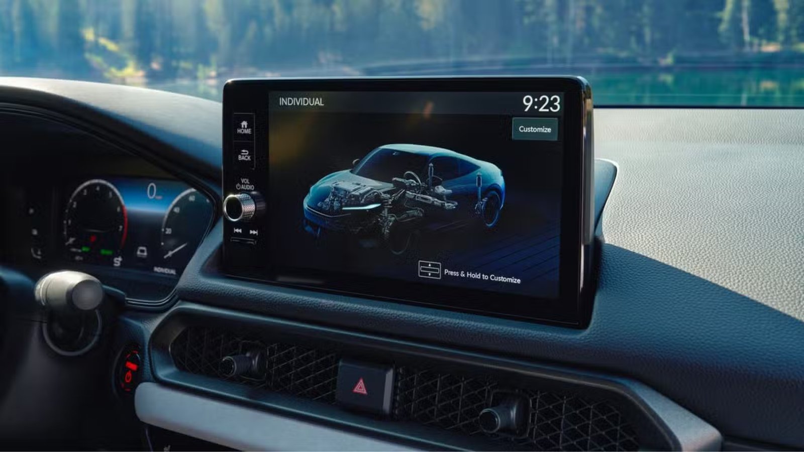 Gros plan de l'écran d'infodivertissement d'une Honda Prelude hybride 2026.