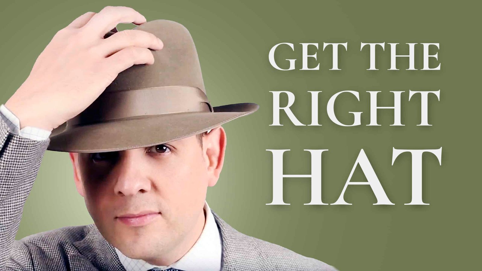 Raphaël essaie un chapeau devant un fond vert. Le texte lit, "Procurez-vous le bon chapeau."