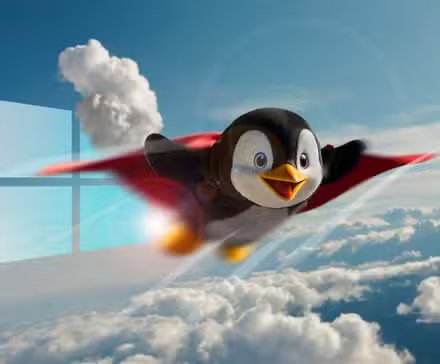 Mascotte Linux volant joyeusement au-dessus des nuages ​​avec le logo Windows derrière.