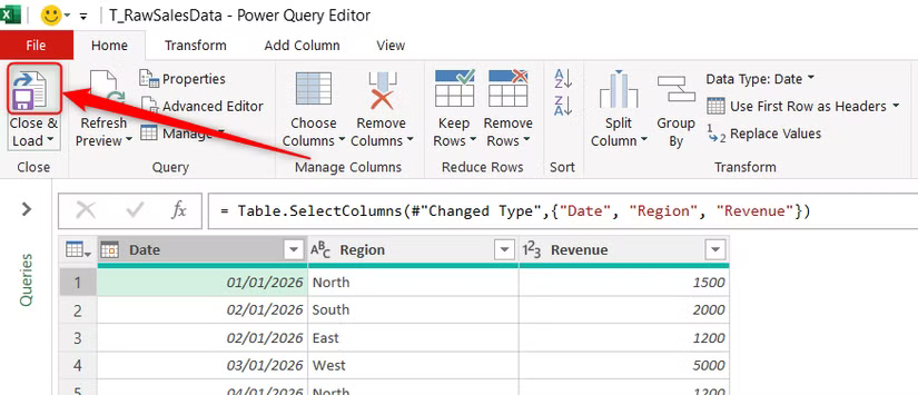 La moitié supérieure du bouton divisé Fermer et Charger dans l’éditeur Power Query est sélectionnée.