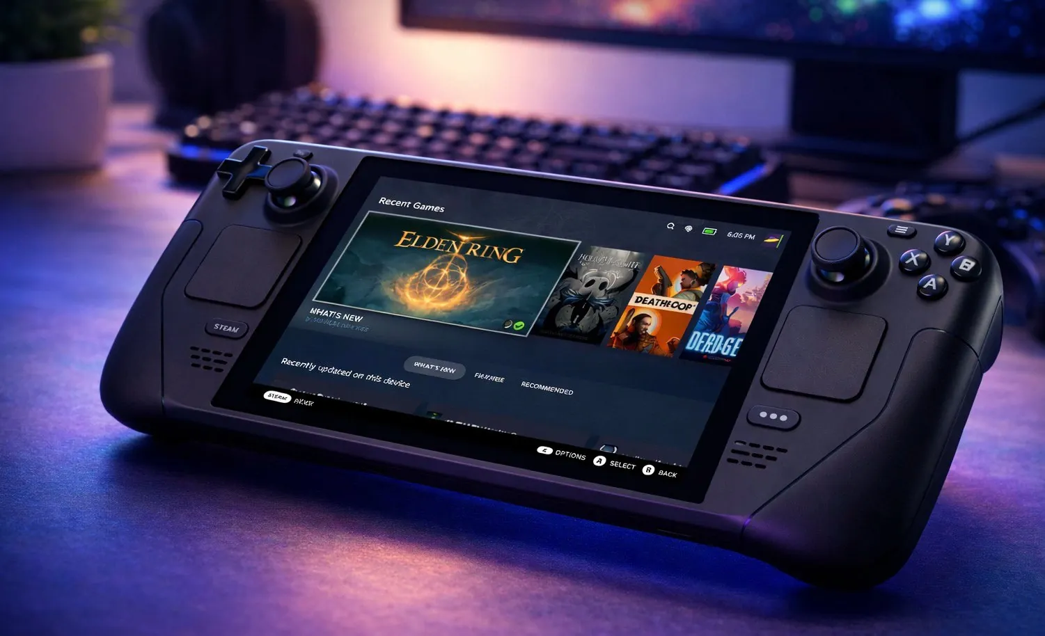 Comparaison d'écran du Steam Deck dans une pièce sombre, montrant un contraste OLED et un texte net lors d'une session Risk of Rain 2.