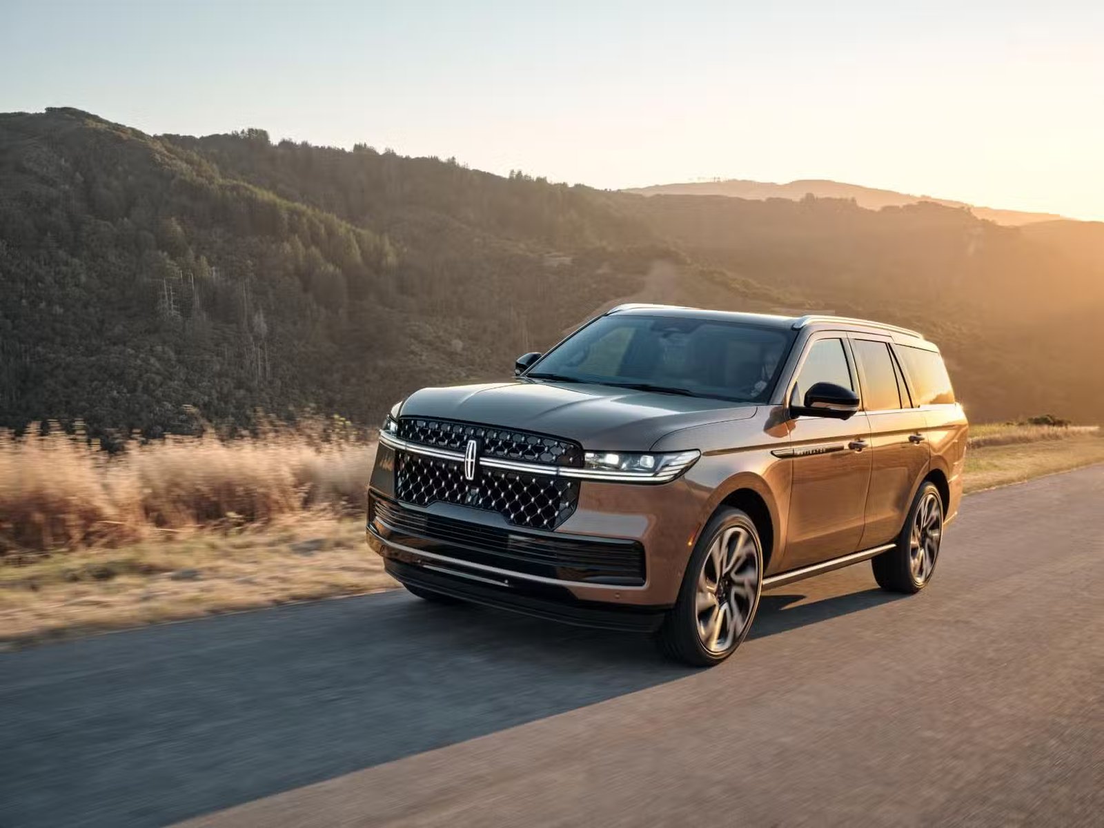 Profil avant du Lincoln Navigator Black Label Sunrise Copper 2025