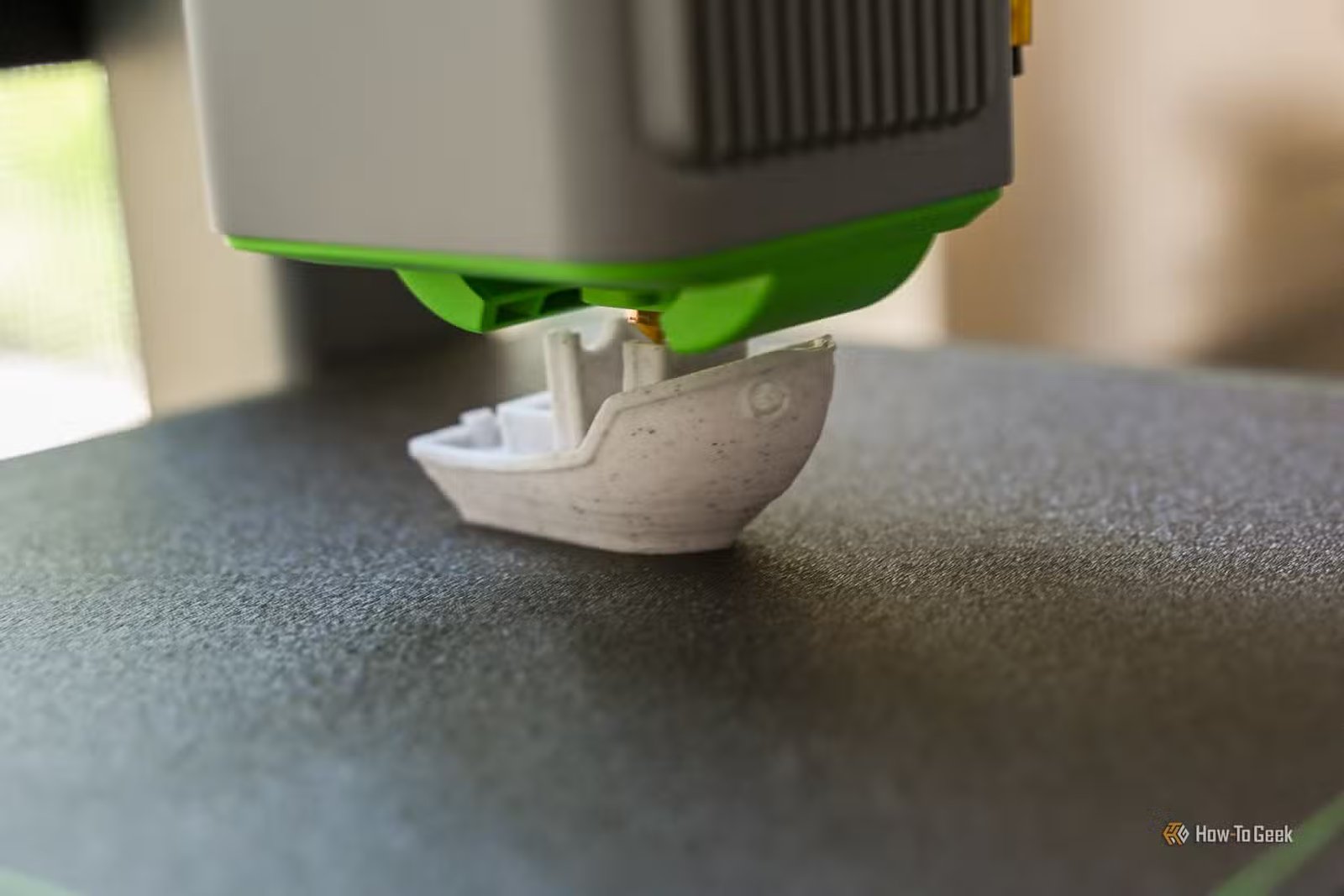 Impression d'un banc PLA sur l'imprimante 3D AnkerMake M5C